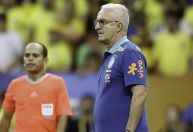 Dorival tem que cair? Parcial da enquete aponta opinião dos torcedores