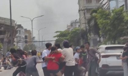 Mianmar enfrenta crise humanitária após terremoto, diz Cruz Vermelha
