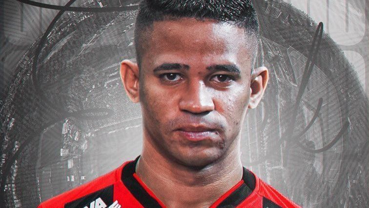 Erick é a nova contratação do Vitória para esta temporada
