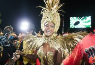 Após deixar posto de rainha, Érika Januza volta à Sapucaí com a Viradouro