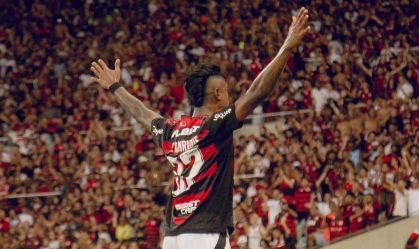 Bruno Hennrique marcou para o Flamengo contra o Vasco na semifinal
