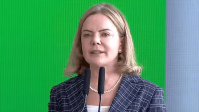 "Anistia não é a pauta do povo", diz Gleisi Hoffmann à CNN