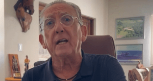 Galvão Bueno critica o alto número de jogadores estrangeiros atuando no futebol brasileiro