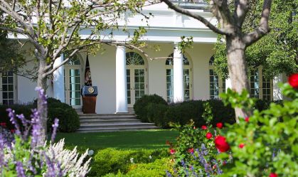 Trump fala em pavimentar jardim icônico da Casa Branca em entrevista