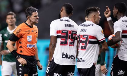 Foi pênalti? Árbitros opinam sobre lance polêmico em Palmeiras x São Paulo
