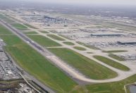 Após incêndio, aeroporto de Heathrow, em Londres, já pode receber voos