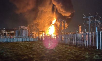 Incêndio que paralisou aeroporto de Londres é considerado como não suspeito