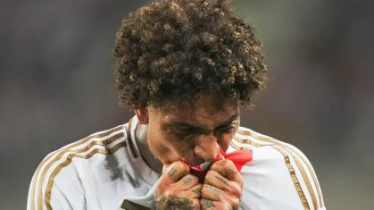 Guerrero comemora gol pela Seleção Peruana