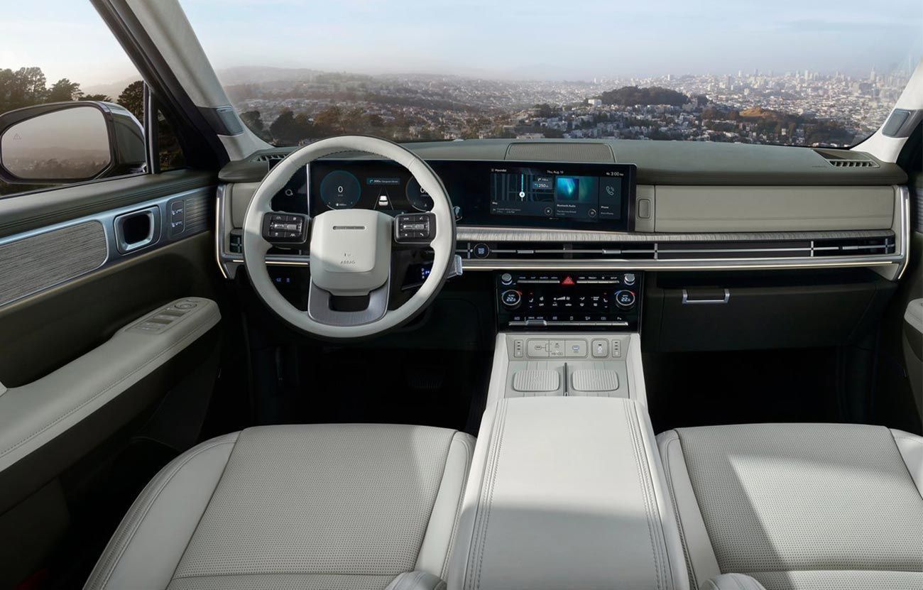 Hyundai Santa Fe: SUV tem duas telas digitais e novo volante da marca • Divulgação