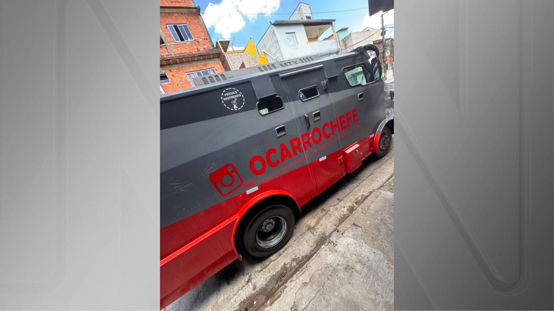 Imagem mostra blindado comprado por influenciador • Reprodução/Redes Sociais