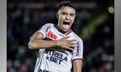 Pedro Severino, do Bragantino, aparece pela primeira vez após acidente
