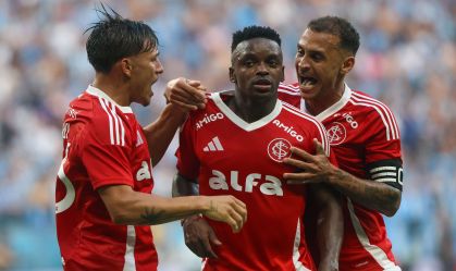 Inter vence Grêmio e fica perto de encerrar jejum no Gauchão