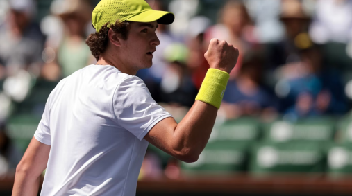 João Fonseca vence na estreia em Indian Wells