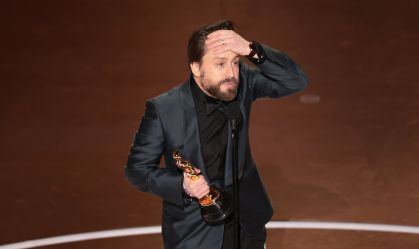 Kieran Culkin aparece por engano em ensaio de casamento; veja