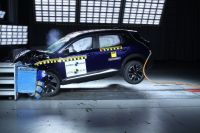 Nova geração do Nissan Kicks recebe nota máxima em teste de colisão