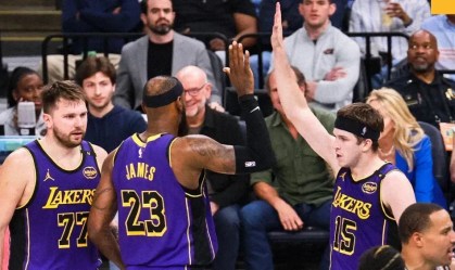 NBA: LeBron James quebra recorde de pontos e Lakers vencem