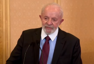 “Ao invés de chorar, caia na realidade”, diz Lula sobre Bolsonaro réu