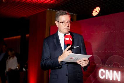 Márcio Gomes, âncora da CNN Brasil