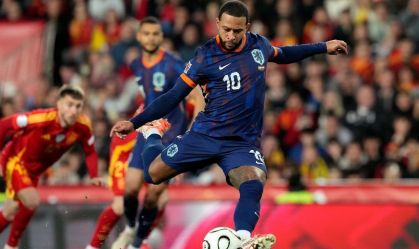 Com gol e eliminação, torcida critica Memphis Depay na Seleção Holandesa