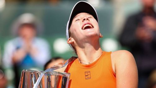 Mirra Andreeva supera Sabalenka e conquista título