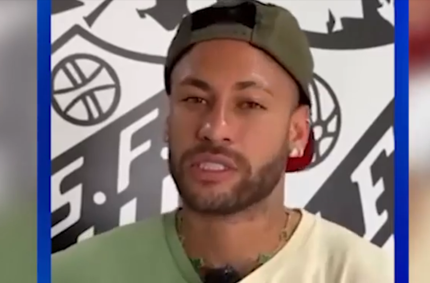 Neymar torce por melhora na saúde do Papa Francisco