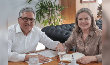 Gleisi e Padilha se reúnem para conversar sobre transição