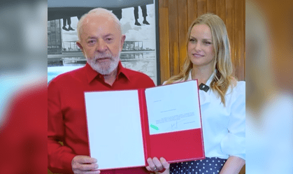 O presidente da República, Luiz Inácio Lula da Silva e a advogada Verônica Sterman (1)