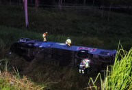 Saiba como foi o acidente de ônibus com 45 passageiros em Pindamonhangaba