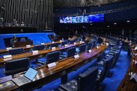 Oposição no Senado reforça ofensiva para derrubar aumento do IOF
