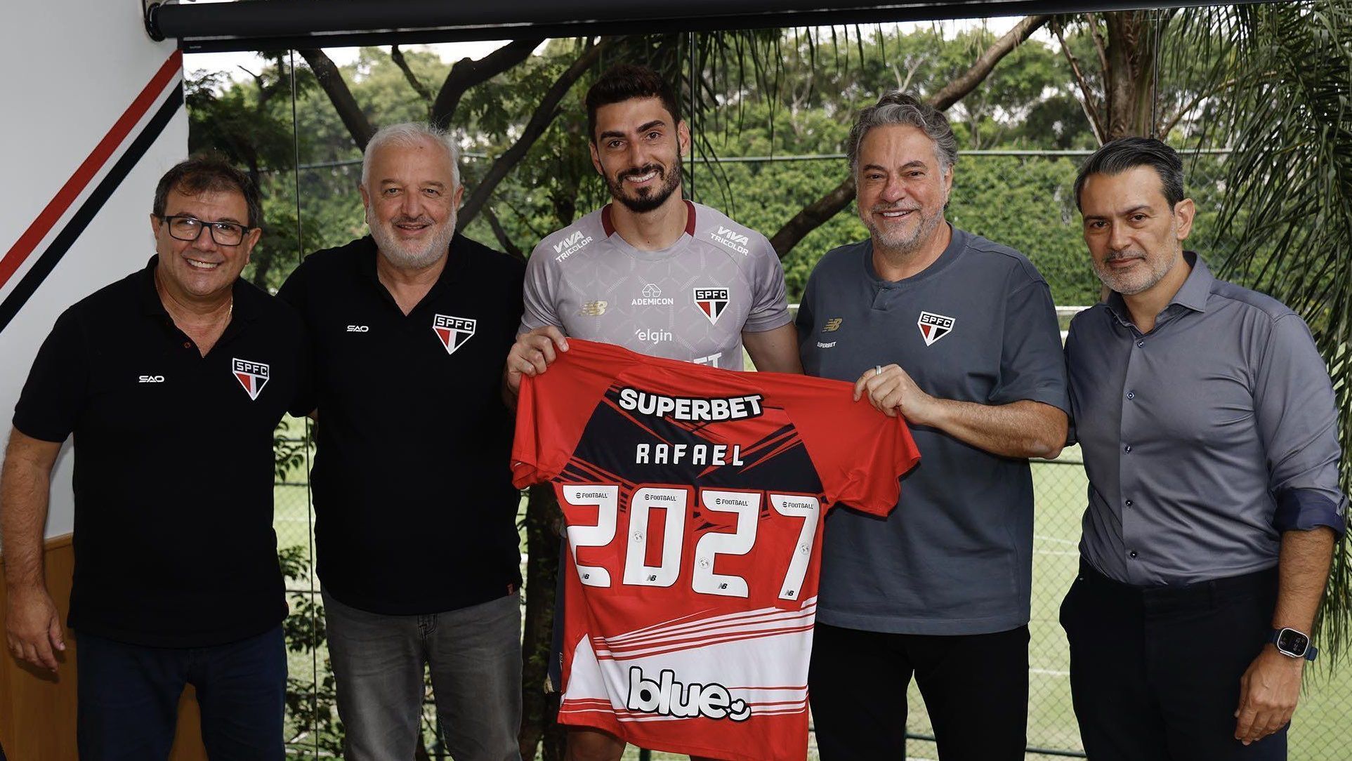 São Paulo acerta a renovação com Rafael até 2027