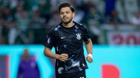 Jogadores do Corinthians em campo