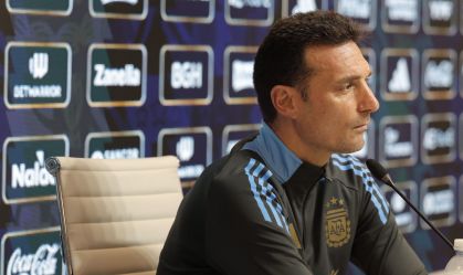 Scaloni minimiza polêmica e pede respeito antes de clássico contra o Brasil