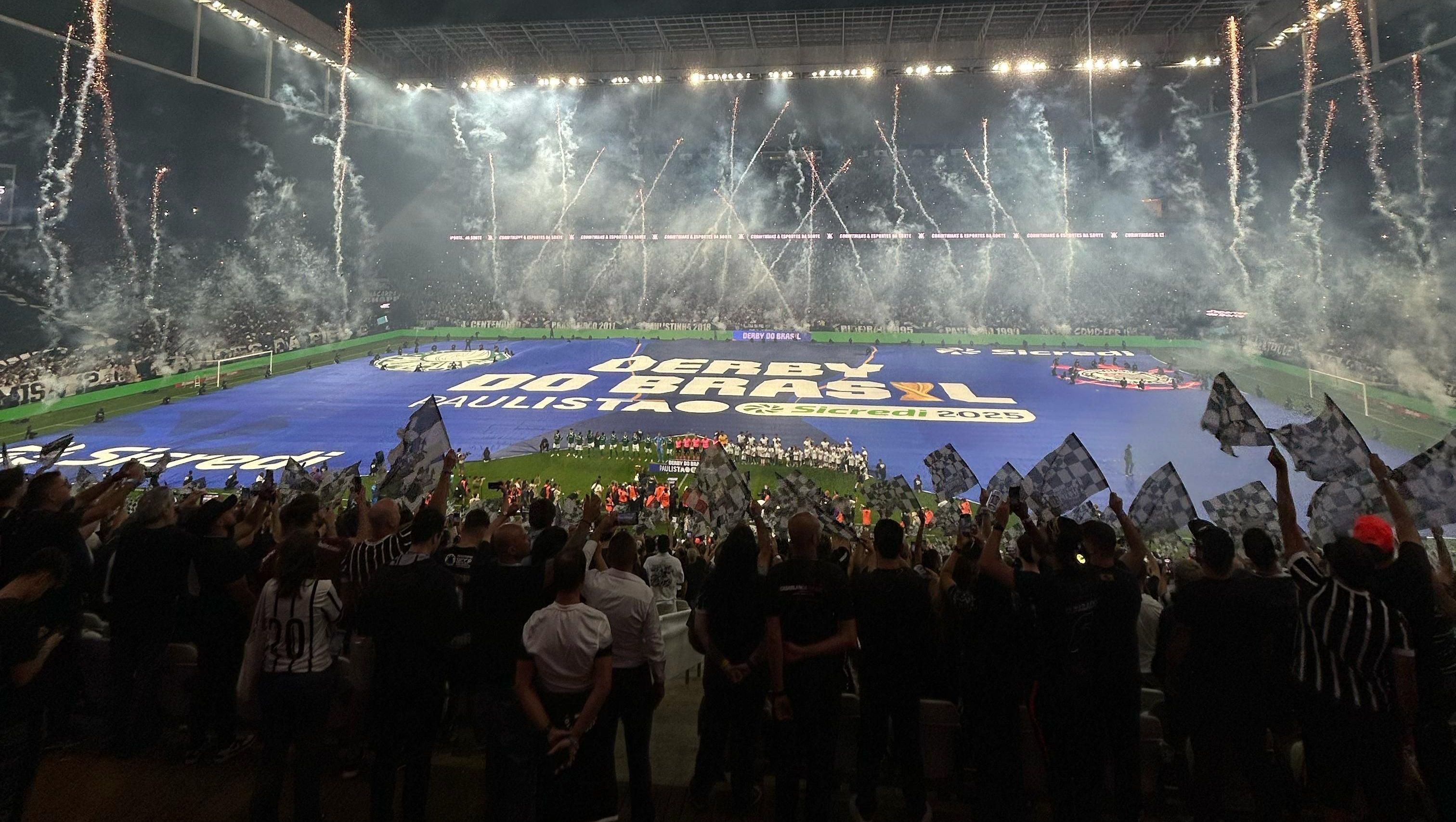 Torcida do Corinthians na final contra o Palmeiras