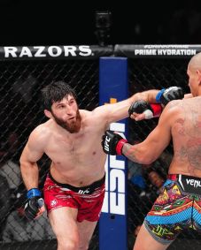 UFC-Poatan-Ankalaev-5 UFC: brasileiro sofre golpe proibido e luta termina sem resultado