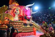 Carnaval 2025: veja como foi a primeira noite de desfiles no Rio