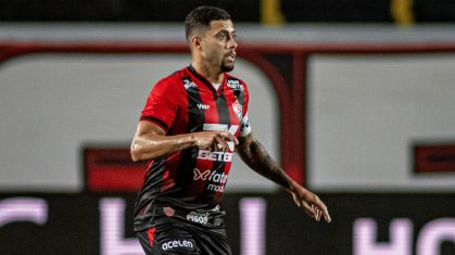 Wellington Rato, do Vitória, em campo