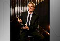 Academia responsável pelo Oscar publica foto de Walter Salles