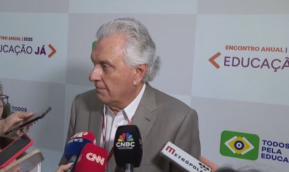 Assunto que fica em repetição, diz Caiado sobre anistia