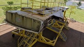 Asa de avião foi desmontada para aprendizado de alunos na escola da Latam em São Carlos (SP)