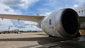 Aviões no centro de manutenção da Latam em São Carlos (SP)