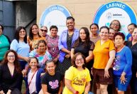 Empreendedora cria escola para estimular independência feminina