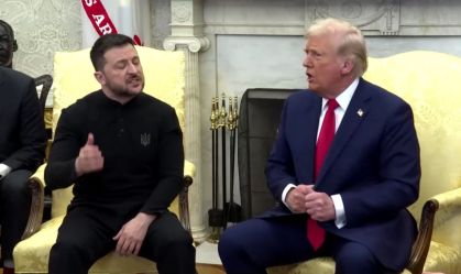 Donald Trump e Volodymyr Zelensky nos Estados Unidos.