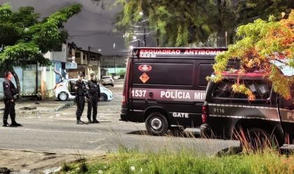PM prende suspeitos que iriam atacar banco, em João Pessoa