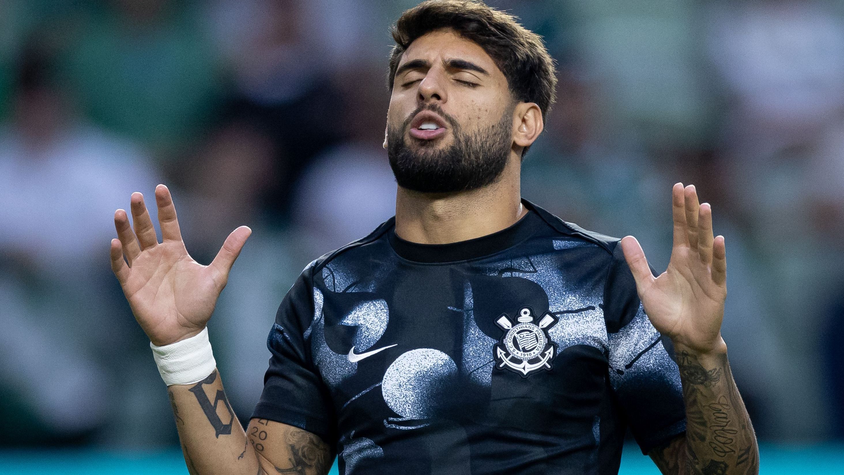 Jogadores do Corinthians em campo