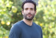 Autora de "Vale Tudo" defende Carrão no papel de Afonso: "Está arrasando"