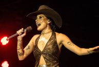 NFL: Ana Castela e Karol G serão atrações em jogo no Brasil