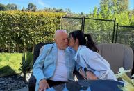 Esposa de Bruce Willis diz que se sentiu "sem apoio" ao descobrir demência