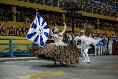 Beija-Flor de Nilópolis desfila na Sapucaí durante o Carnaval 2025