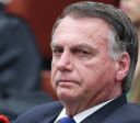 "Perseguição", "grande dia": políticos comentam operação contra Bolsonaro