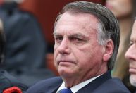 Moraes rejeita pedido para prender Bolsonaro